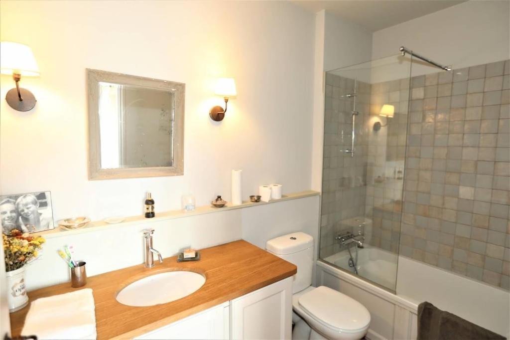 In Gordes, Facing The Entire Luberon Park A Beautiful 5 Bedrooms House Exterior photo